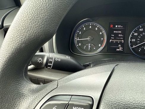 Used 2023 Hyundai Kona SEL image 30