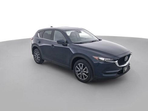 Used 2018 MAZDA CX-5 Touring w/ Preferred Equipment Package AWD/4WD image 3