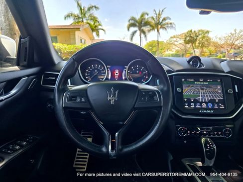 Used 2014 Maserati Ghibli S Q4 AWD/4WD image 28