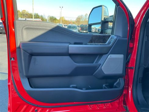 New 2026 Ford F350 Lariat w/ Chrome Package image 16