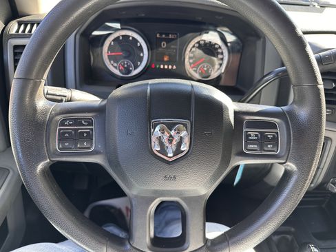 Used 2015 RAM 3500 Tradesman w/ Power & Remote Entry Group image 16