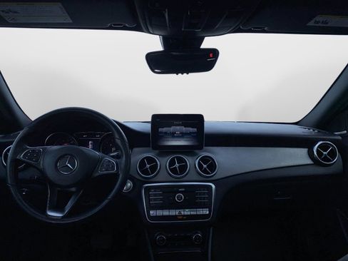 Used 2020 Mercedes-Benz GLA 250 4MATIC image 39