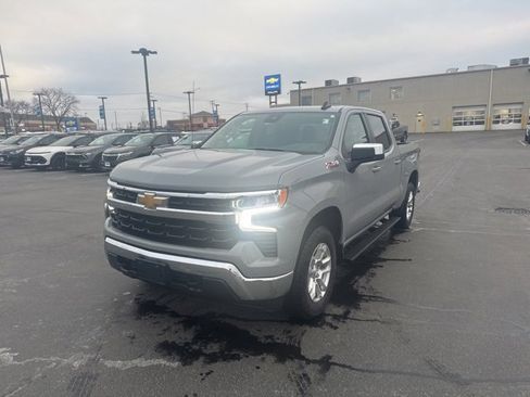 Used 2024 Chevrolet Silverado 1500 LT w/ Z71 Off-Road Package image 1