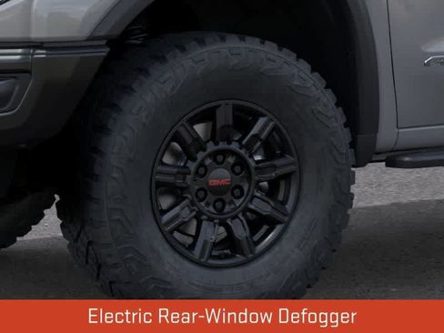 Used 2024 GMC Sierra 1500 AT4X AWD/4WD image 9