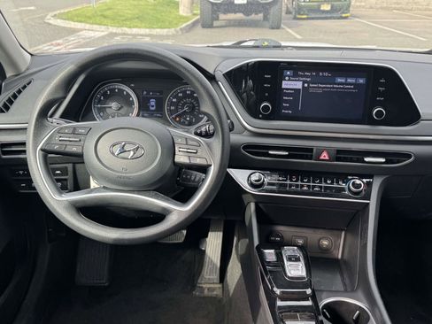 Used 2023 Hyundai Sonata SE FWD image 25