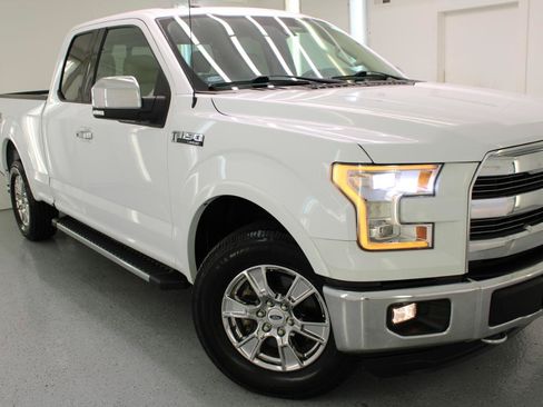 Used 2016 Ford F150 Lariat w/ Equipment Group 502A Luxury AWD/4WD image 9