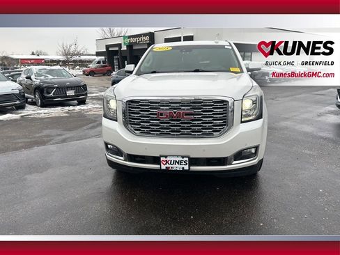 Used 2018 GMC Yukon XL Denali image 10
