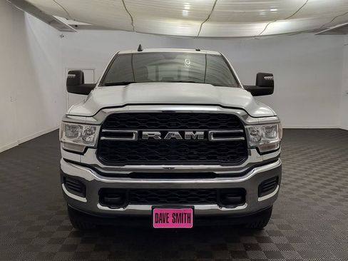 Used 2024 RAM 3500 Tradesman w/ Chrome Appearance Group AWD/4WD image 6