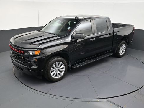 Used 2024 Chevrolet Silverado 1500 Custom RWD image 12