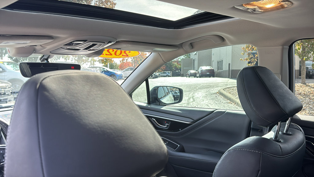 Used 2022 Subaru Outback Limited AWD/4WD image 31
