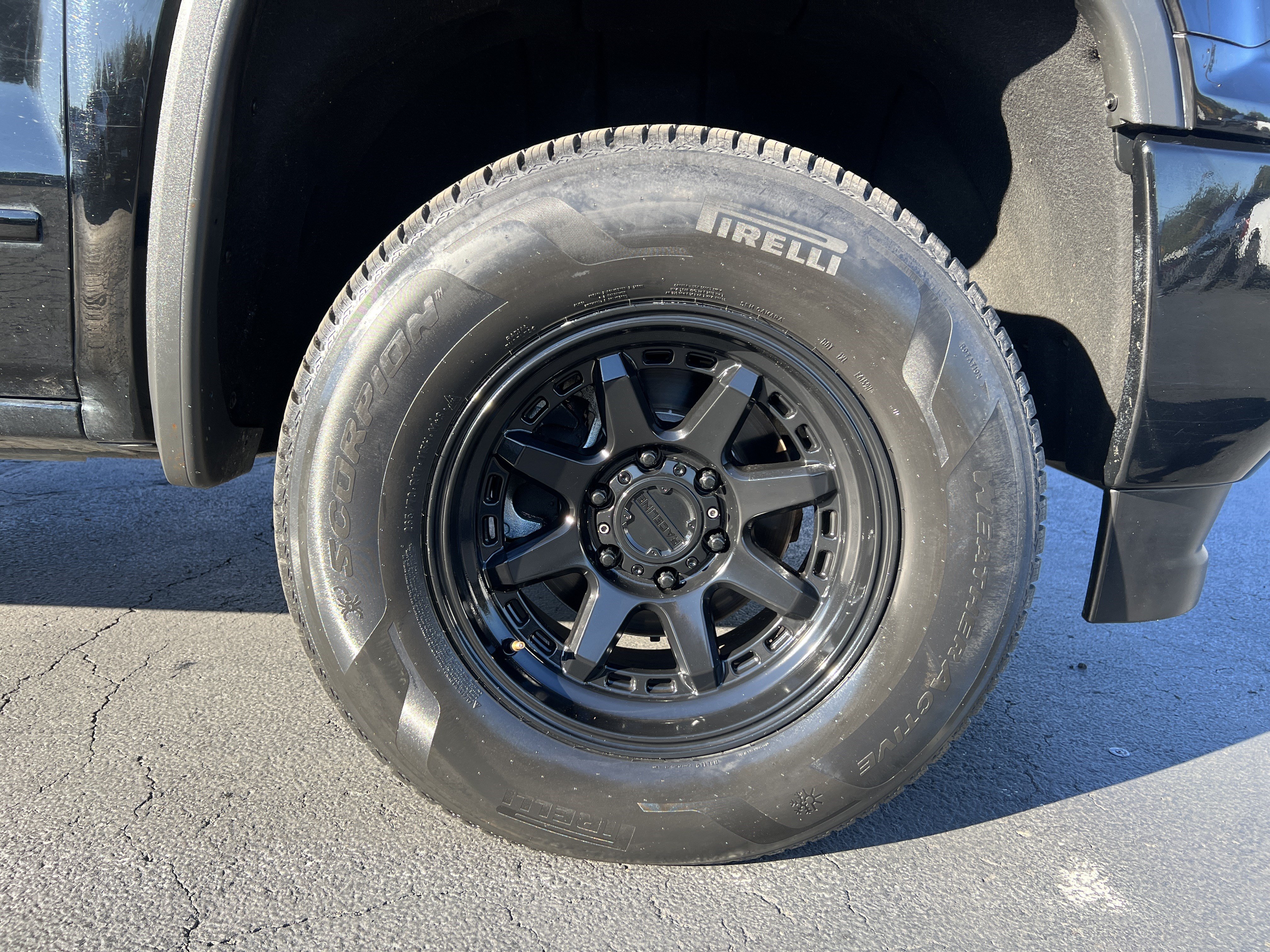 Used 2017 GMC Sierra 1500 4x4 Double Cab w/ Elevation Edition image 12