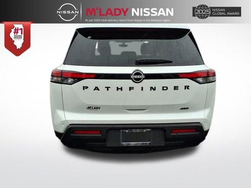 New 2025 Nissan Pathfinder SV image 6