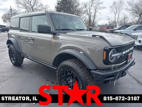 New 2026 Ford Bronco Badlands AWD/4WD image 1