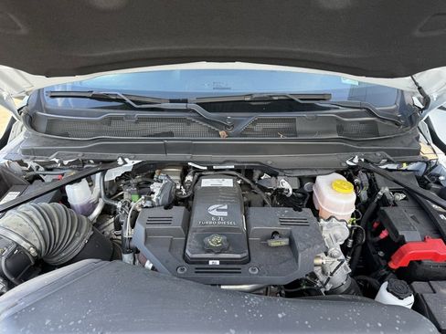 Used 2024 RAM 3500 Tradesman image 12