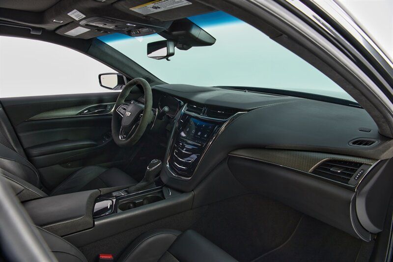 Used 2018 Cadillac CTS V w/ Carbon Fiber Package RWD image 34