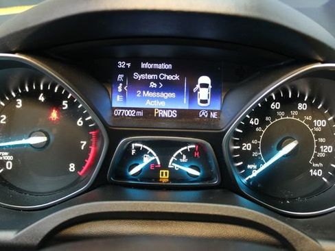 Used 2018 Ford Escape SE image 23