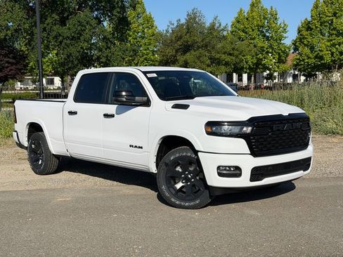 New 2026 RAM 1500 Big Horn AWD/4WD image 2