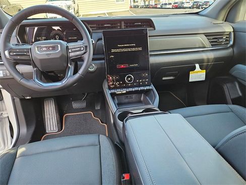 New 2026 GMC Terrain AT4 w/ Convenience Package III image 18