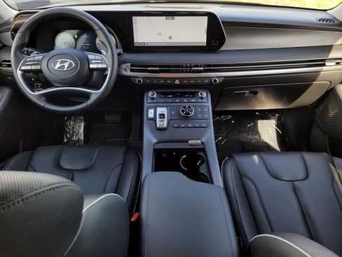 Used 2023 Hyundai Palisade Limited image 16