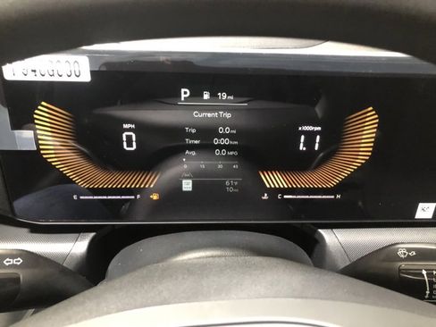 New 2025 Kia K4 LX image 25