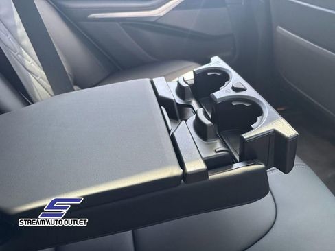 Used 2025 BMW X5 xDrive50e image 19