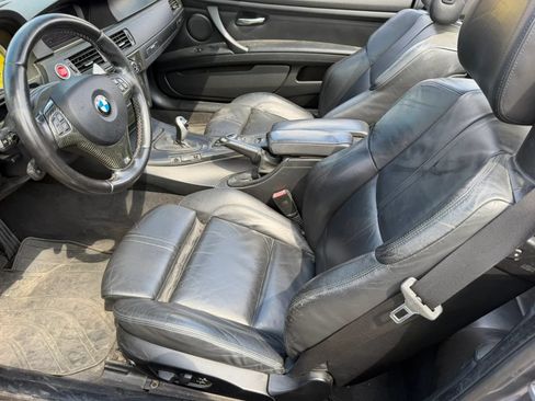 Used 2010 BMW M3 Convertible RWD image 22