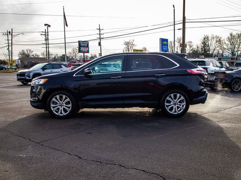 Used 2022 Ford Edge Titanium image 4