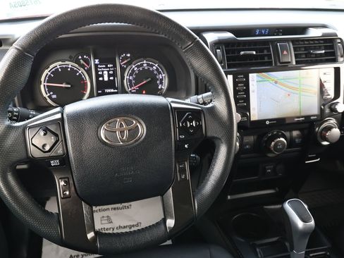 Used 2021 Toyota 4Runner TRD Off-Road Premium image 16