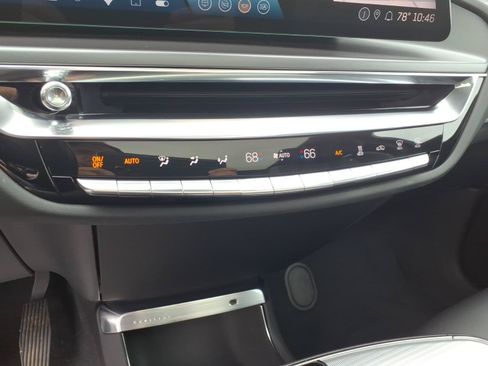 Certified 2024 Cadillac Lyriq Tech AWD/4WD image 29