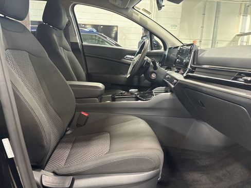 Certified 2024 Kia Sportage LX image 14