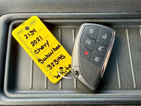 Used 2021 Chevrolet Suburban Premier AWD/4WD image 35