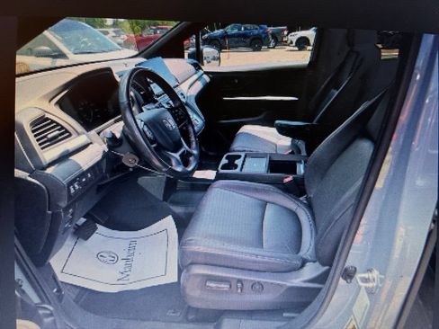 Used 2025 Honda Odyssey Sport-L image 6