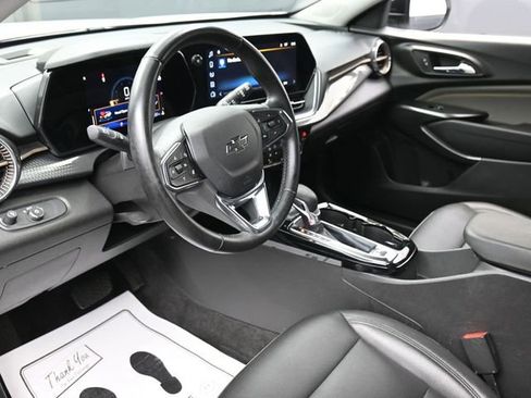 Used 2024 Chevrolet Trax ACTIV FWD image 14