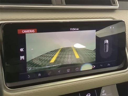 Used 2020 Land Rover Range Rover Velar R-Dynamic S image 33