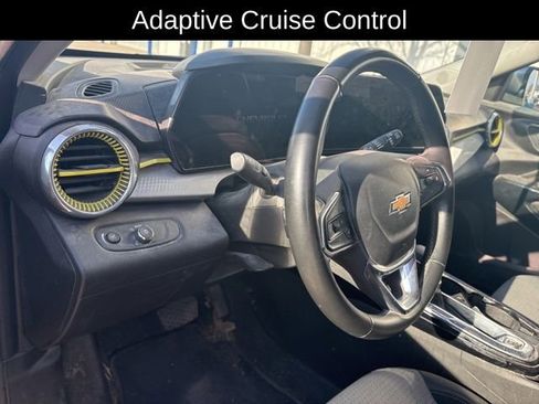 Used 2024 Chevrolet Trax LT w/ Driver Confidence Package image 10