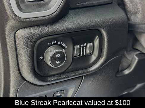 Used 2019 RAM 1500 Big Horn AWD/4WD image 12