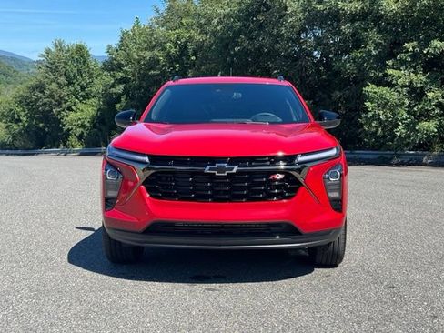 New 2026 Chevrolet Trax RS w/ Driver Confidence Package FWD image 2