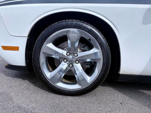 Used 2012 Dodge Challenger R/T w/ Electronics Convenience Group image 32