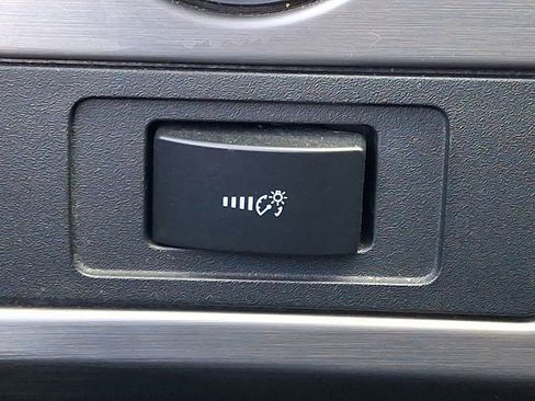 Used 2014 Ford F150 Limited image 27