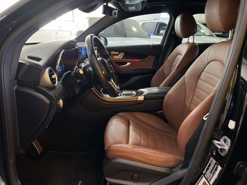 Used 2021 Mercedes-Benz GLC 300 4MATIC Coupe w/ AMG Line image 14