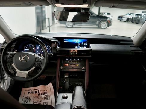 Used 2018 Lexus IS 300 w/ Comfort Package image 15
