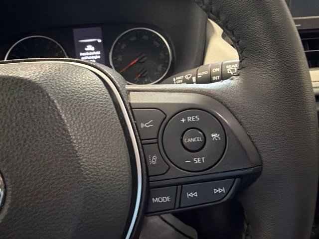 Used 2022 Toyota RAV4 XLE w/ Convenience Package AWD/4WD image 32