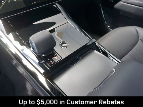 New 2025 Land Rover Range Rover Sport Dynamic SE image 14