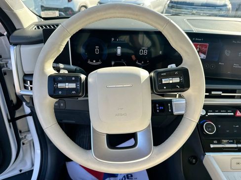 Used 2025 Hyundai Santa Fe SEL image 41