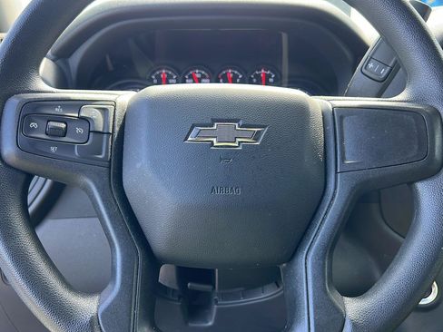 Used 2024 Chevrolet Silverado 1500 Custom Trail Boss w/ LPO, Dark Essentials Package AWD/4WD image 17