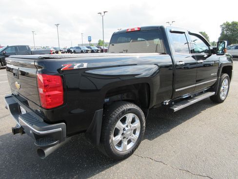 Certified 2018 Chevrolet Silverado 2500 LTZ w/ LTZ Plus Package AWD/4WD image 5