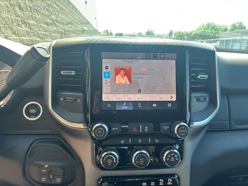New 2026 RAM 2500 Big Horn AWD/4WD image 17