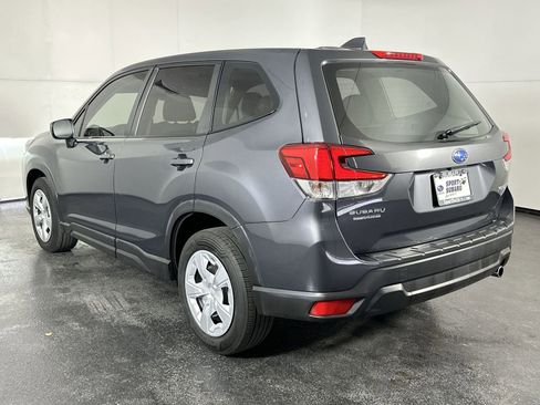 Used 2022 Subaru Forester AWD/4WD image 6
