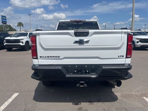 Used 2025 Chevrolet Silverado 2500 LTZ w/ Trail Boss Package AWD/4WD image 5