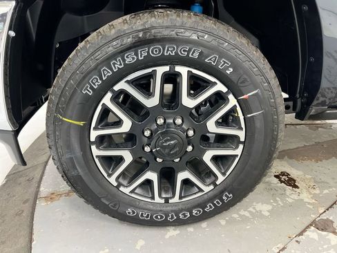 New 2026 RAM 2500 Limited AWD/4WD image 28